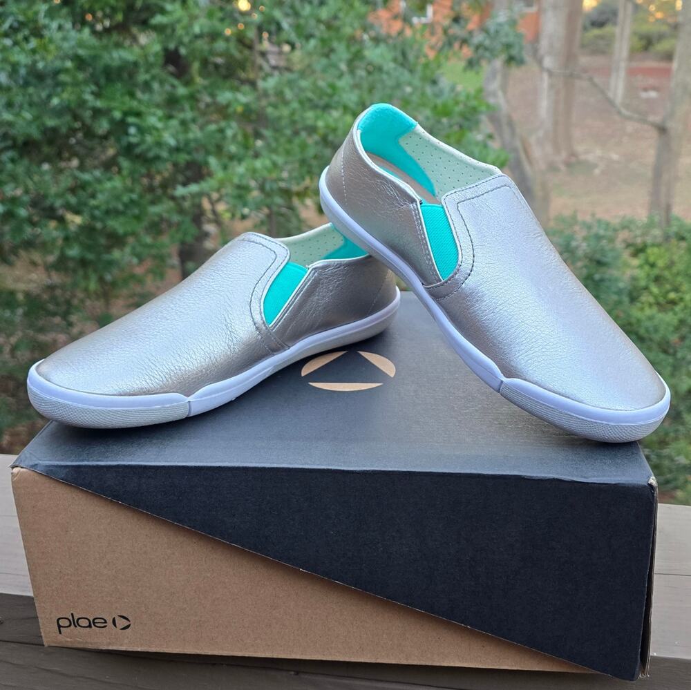 Plae Marten Sneakers Metallic Leather Unisex Men 6.5 Women 8 Slip On Flats